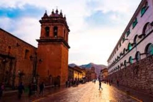 De Cusco a Ollantaytambo: Un viaje lleno de destellos.