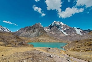 Från Cusco: Tour 7 Ausangate Lagoons Hel dag