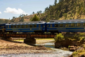 Von Cusco aus: Zugfahrt und geführte Tour nach Machu Picchu