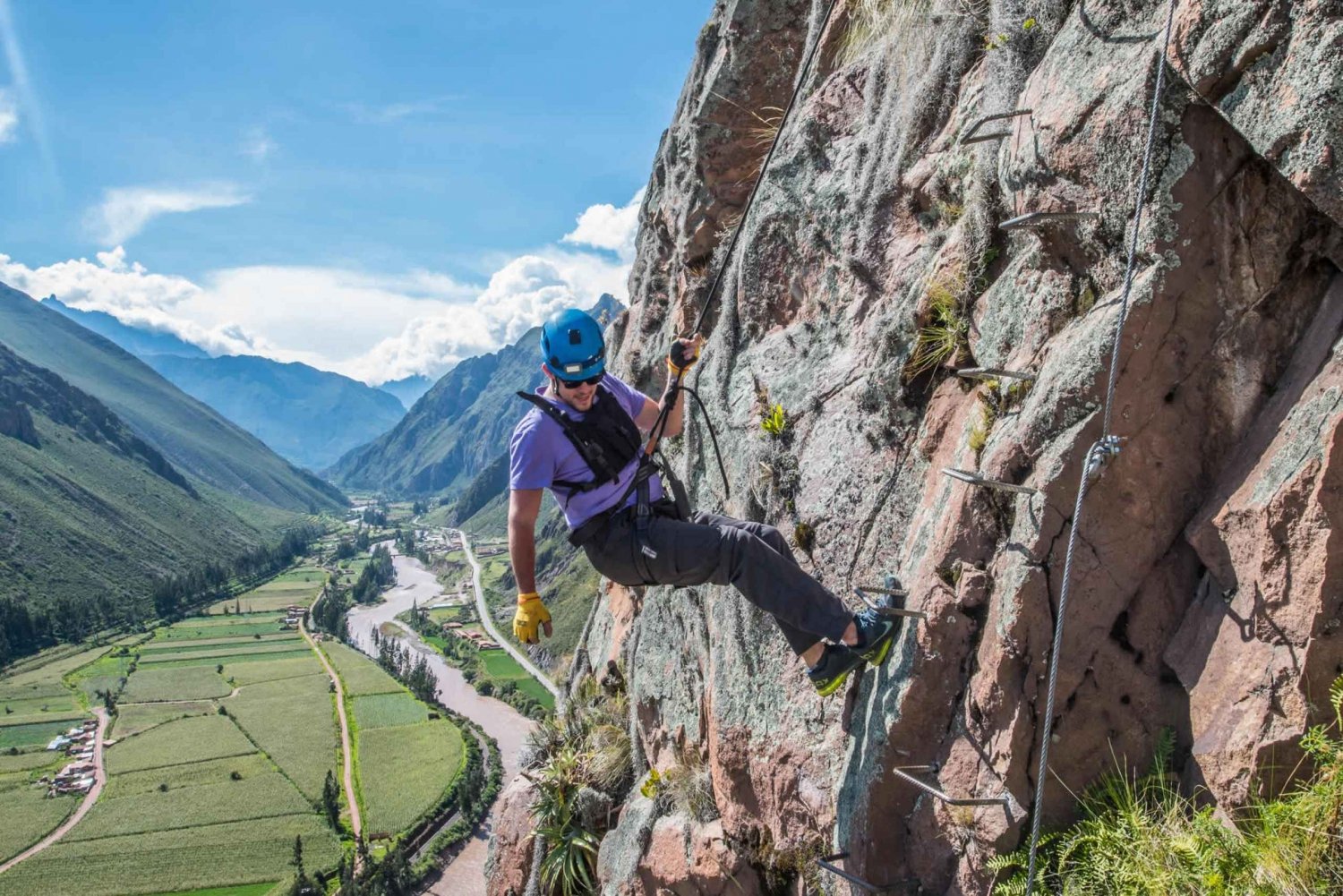 De Cusco: Via Ferrata e Sky Lodge Zipline