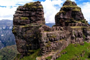 From Cusco: Waqra Pukara Trek with Lunch