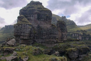 From Cusco: Waqrapukara Hike Full-Day Tour With Meals