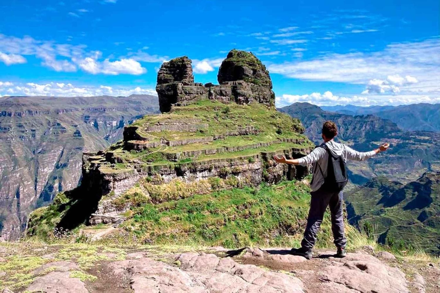 Z Cusco | Waqrapukara, twierdza Inków w kształcie rogu