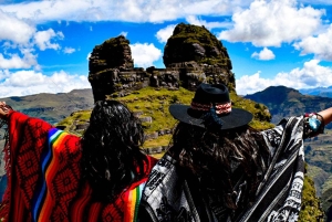 Z Cusco | Waqrapukara, twierdza Inków w kształcie rogu