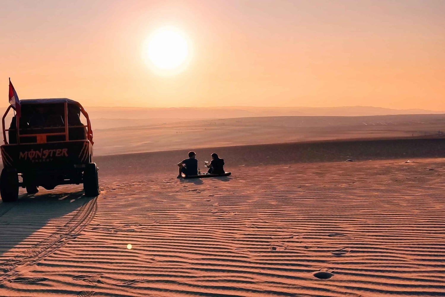 De Huacachina: buggy, 4x4, pôr do sol e surf na areia