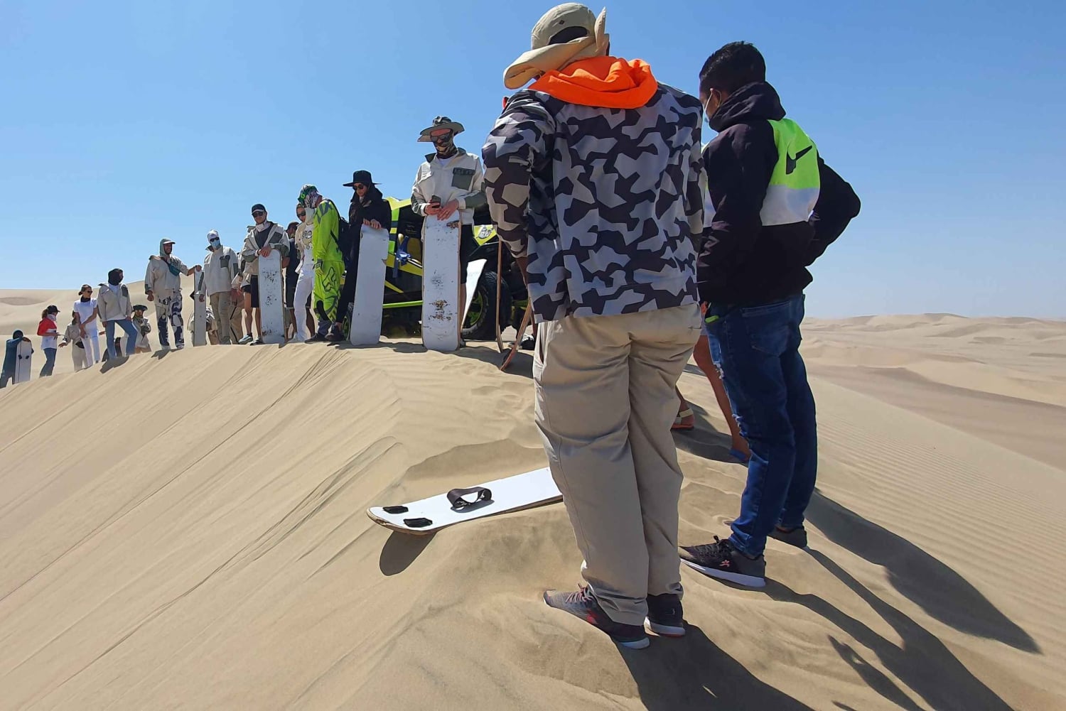 De Huacachina: buggy, 4x4, pôr do sol e surf na areia