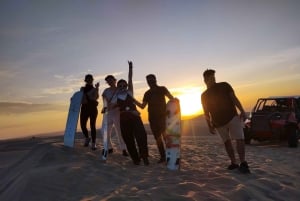 From Huacachina: Buggy, 4x4, Sunset, and Sand Surfing