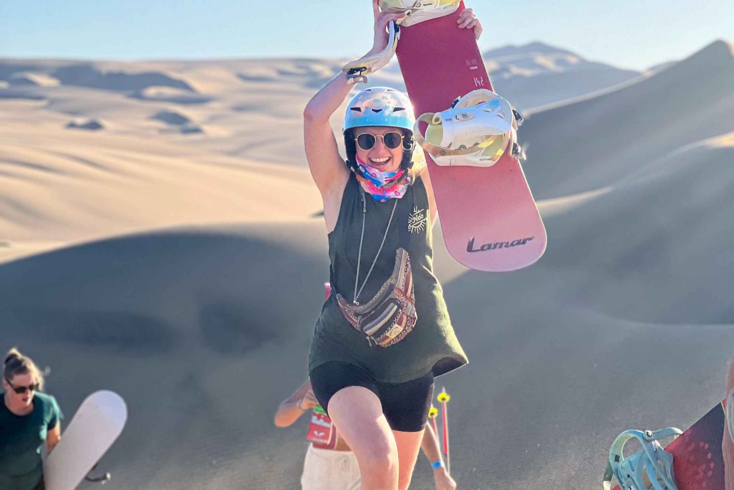 Ica/Huacachina: 4x4-buggy i sanddynene ved solnedgang + sandsled