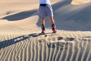 Huacachina: Sandboarding/Sandskiing-upplevelse vid solnedgången på galna buggy