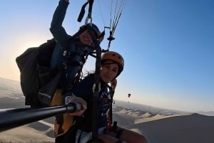 From Huacachina: Paragliding flight over the desert