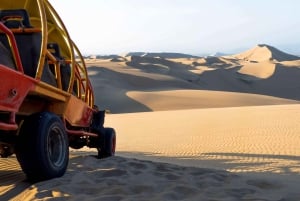 Huacachinasta: Hiekkalautailu ja Dune Buggy Tour + Tulot