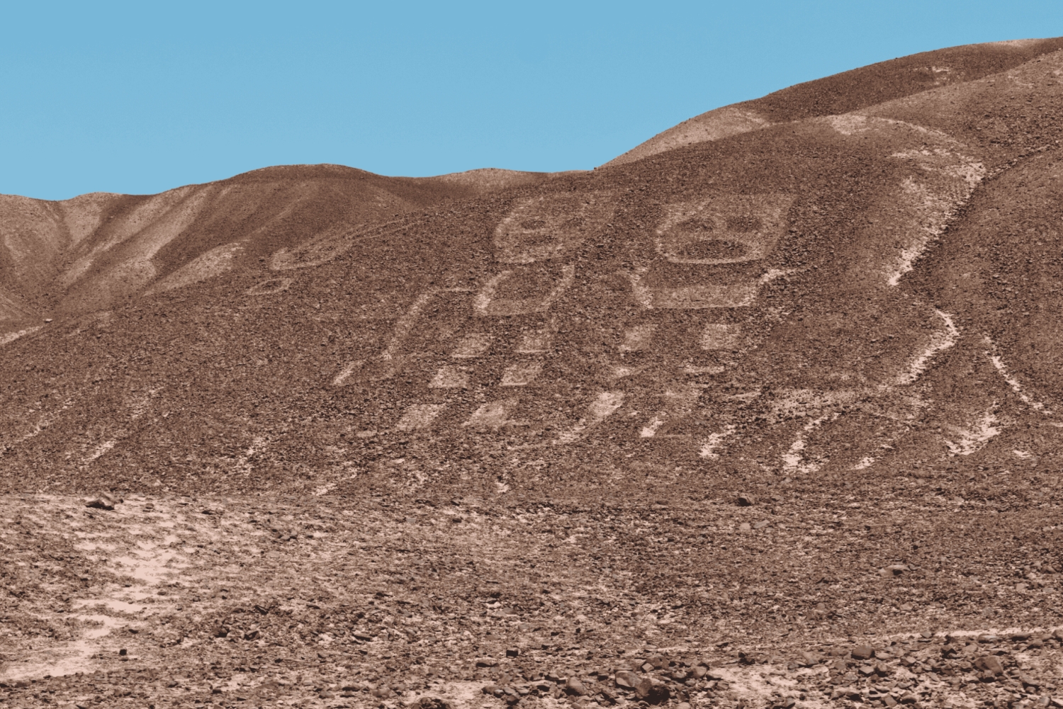 From Ica: Nazca Lines Tour on the way