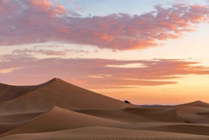 Z Huacachina: Sandboarding na pustyni Ica o zachodzie słońca