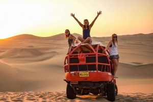 Z Huacachina: Sandboarding na pustyni Ica o zachodzie słońca
