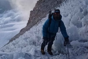 De La Paz: escalada de 2 dias em Huayna Potosí