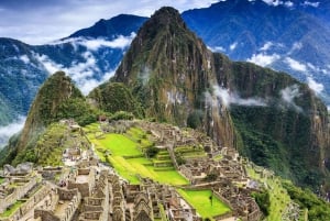 From Lima: 16-Day Tour of Peru and Bolivia with Accomodation