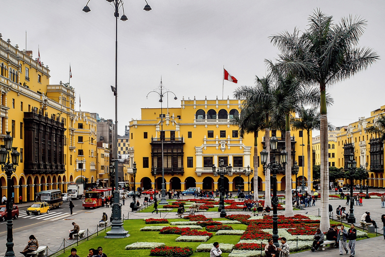 From Lima: City Tour with Catacombs & Pachacamac Inka Ruins
