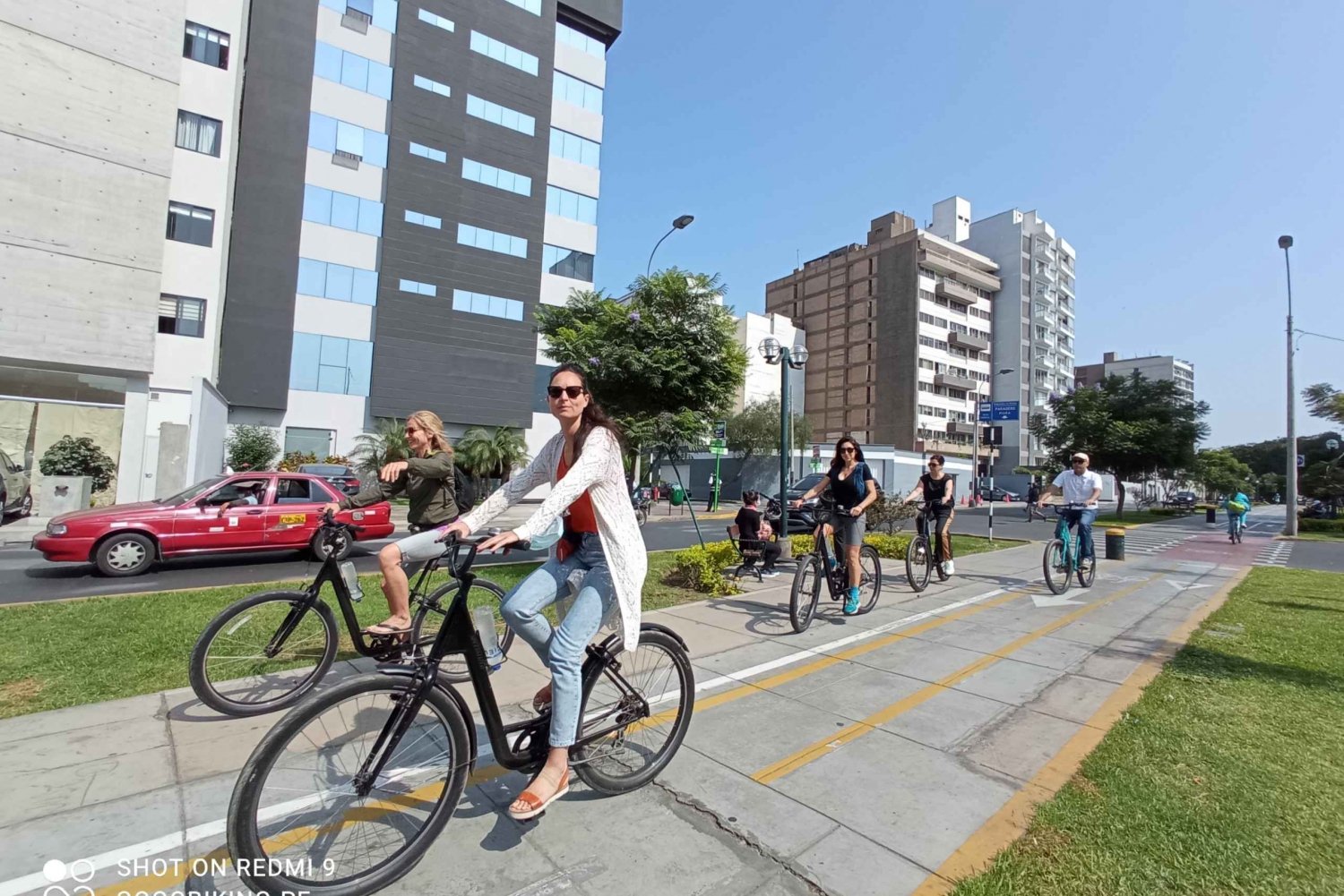 Lima: Cykeltur till La Costa Verde och Jesusstatyn i Chorrillos