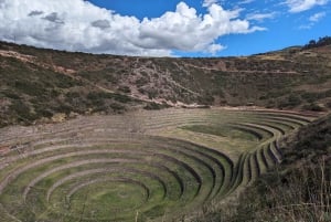 Fra Ollantaytambo: Moray, saltminer, Chinchero slut i Cusco
