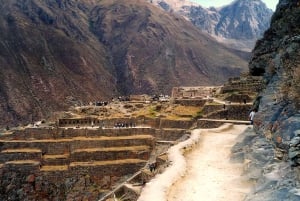 From Ollantaytambo: Private Spiritual Tour with Andean Guide