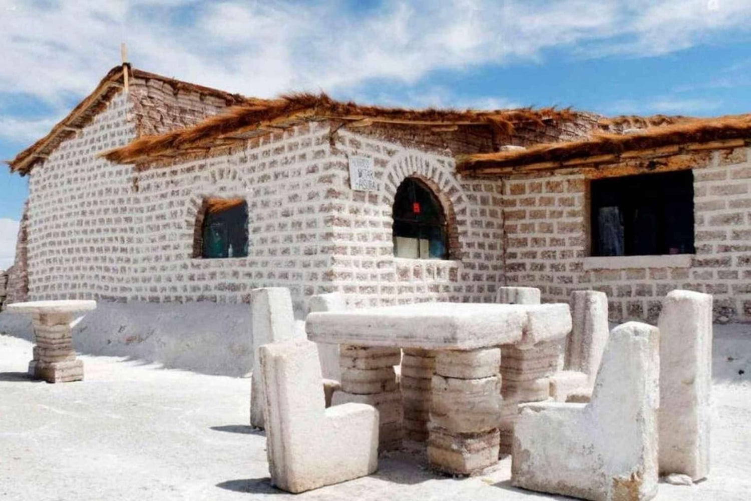 Punosta: 3 päivän retki La Paziin ja Uyunin suolatasangolle.