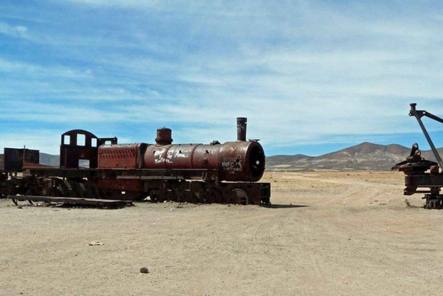 Punosta: 3 päivän retki La Paziin ja Uyunin suolatasangolle.