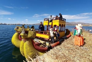 Vanuit Puno: 3 uur durende tocht op de drijvende eilanden van Uros