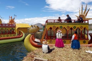 Vanuit Puno: 3 uur durende tocht op de drijvende eilanden van Uros