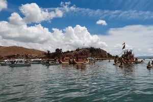 Punosta: 3-tuntinen Urosin kelluvien saarten retki