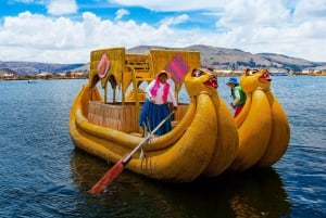 Punosta: Retki Uros- ja Taquile-saarille + tulotiedot