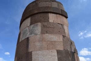 Da Puno: Tour di un giorno intero di Uros Taquile Sillustani