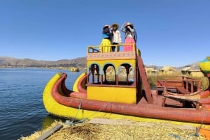 Da Puno: Tour di un giorno intero di Uros Taquile Sillustani