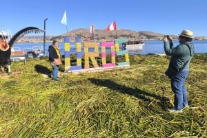 Da Puno: Tour di un giorno intero di Uros Taquile Sillustani