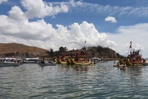 Da Puno: Tour di un giorno intero di Uros Taquile Sillustani