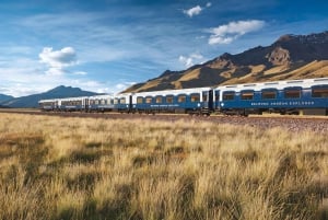 プーノ発：チチカカ鉄道でクスコまでオールインクルーシブで旅する