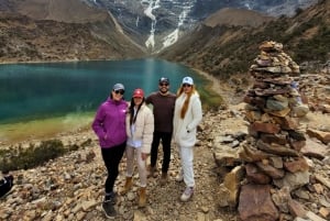 Från Urubamba: Guidad vandring till Humantaysjön med lunch