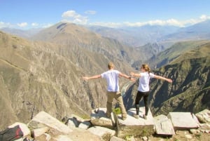 Full-Day Condor Viewpoint & Inca Sites Tour