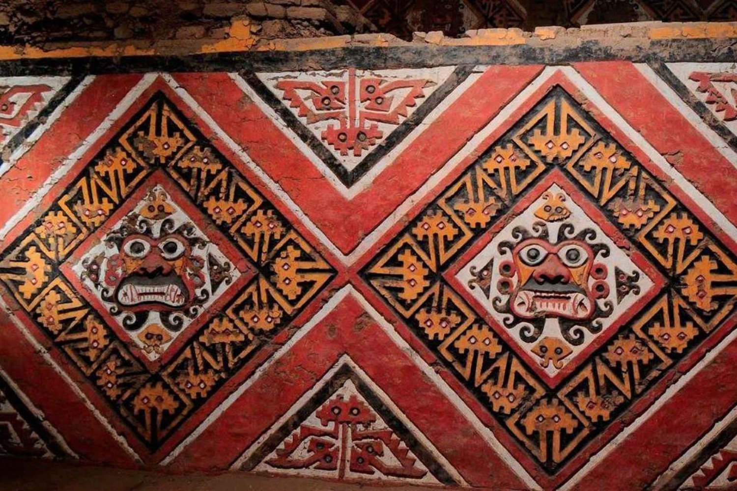 Ganztägig Huacas de Moche, Chan Chan und Huanchaco Beach