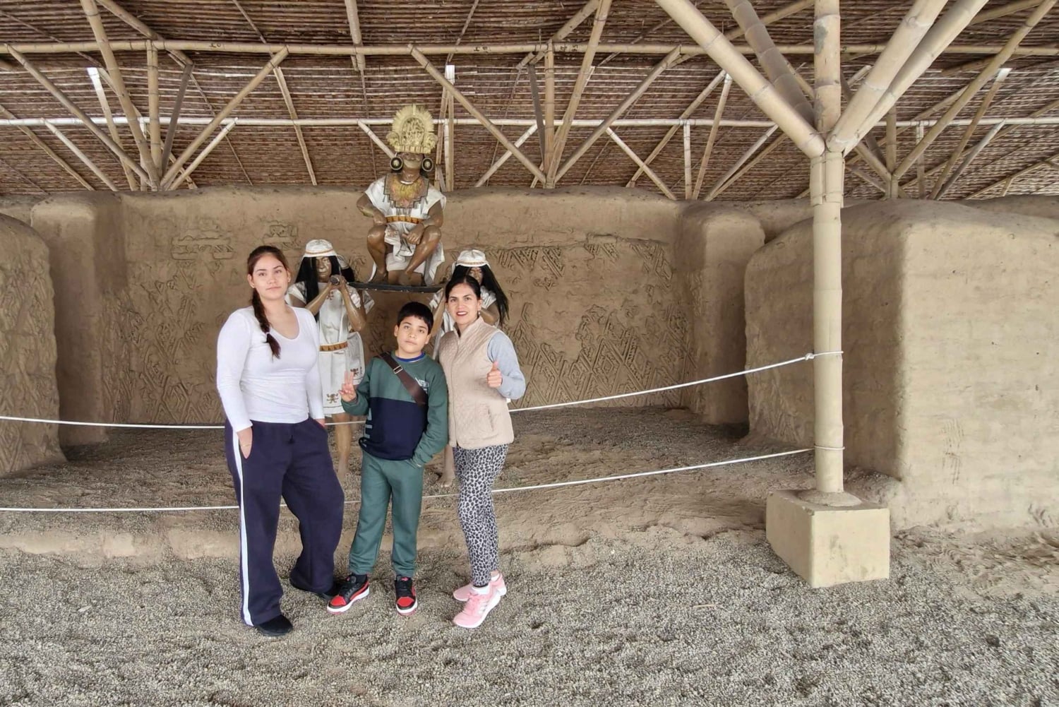 Full Day of Archaeology in Trujillo