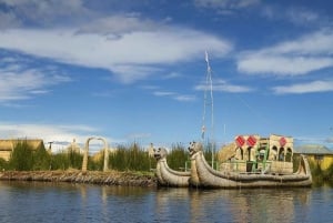 Tagestour zu den schwimmenden Inseln Uros und der Insel Amantani