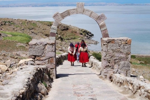 Heldagstur til Titicacasjøen i Puno: Uros og Amantani