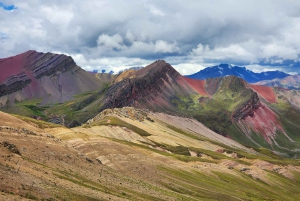 Heldagstur till Vinicunca-berget med måltider