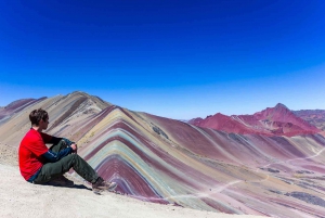 Excursion d'une journée à la montagne de l'arc-en-ciel et à la vallée rouge de Cusco