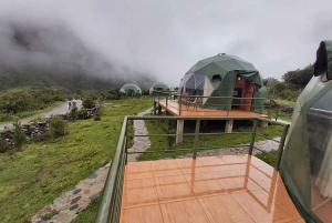 'Glamping Sky Lodge Domes' 2-päiväinen Humantay Lake & Salkantay