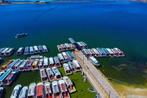 Puno: Half-day excursion to the floating island of Uros + Virtual Reality