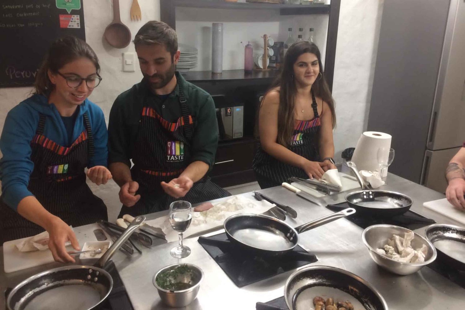 Clase Práctica de Cocina Peruana de Alto Nivel y Visita al Mercado