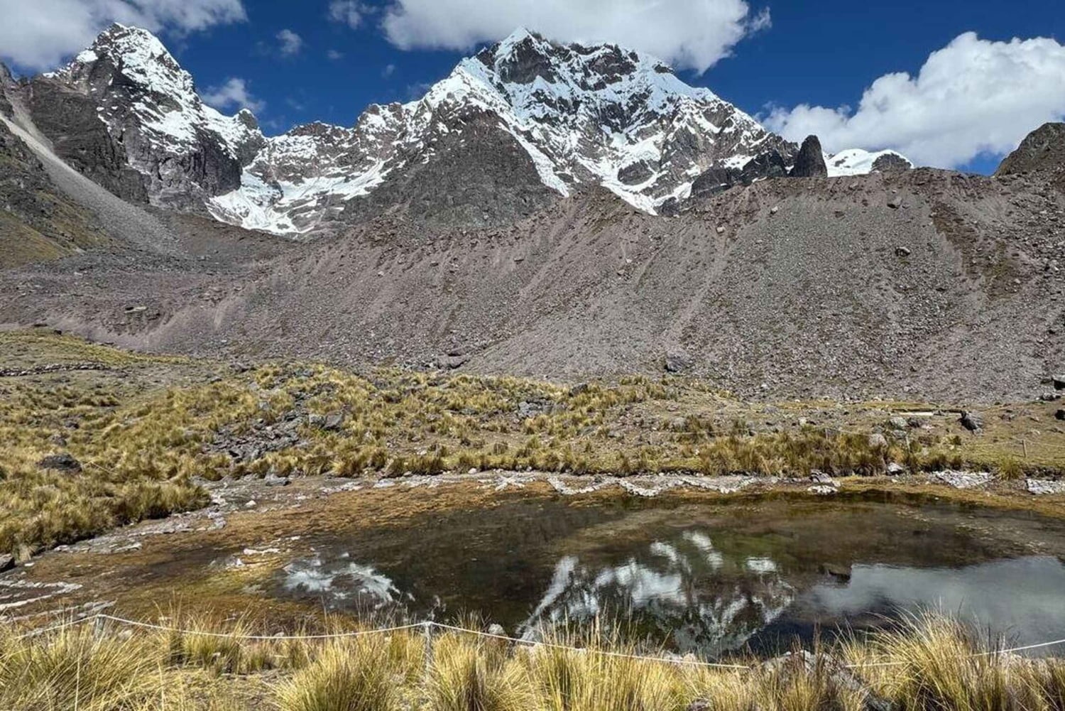 Randonnée à Ausangate : lacs glaciaires et vues sur les Andes - Visite privative