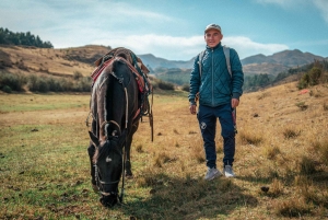 Cabalgata y Caminata Inka en Cusco con Ceremonia a la Madre Tierra