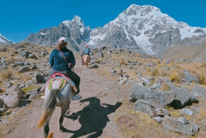 Reiten in Ausangate 7 Seen Ganztägig – Privat