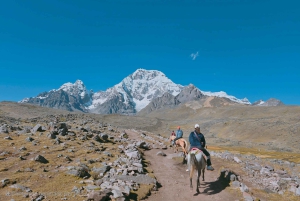 Paardrijden in Ausangate 7 Lakes Full Day - Privé